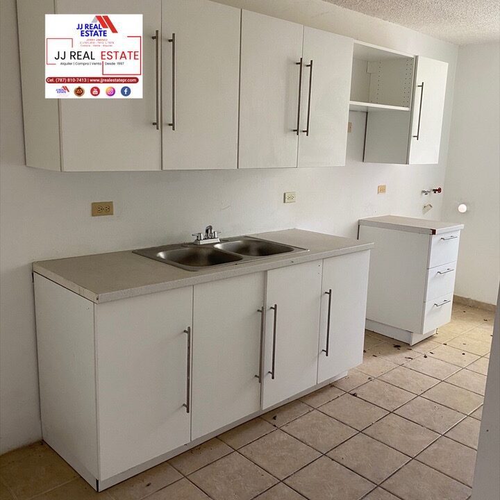 3AEA5C3A-1055-4D33-9E09-67A9CDADBE64