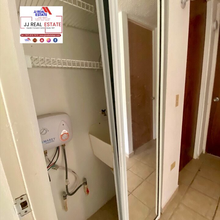 451318F4-7328-41E0-84E8-C70A88E25CC0