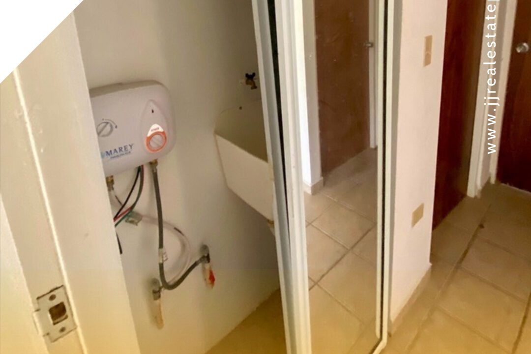 16F3883A-1894-4314-A70C-0A108A93DF34