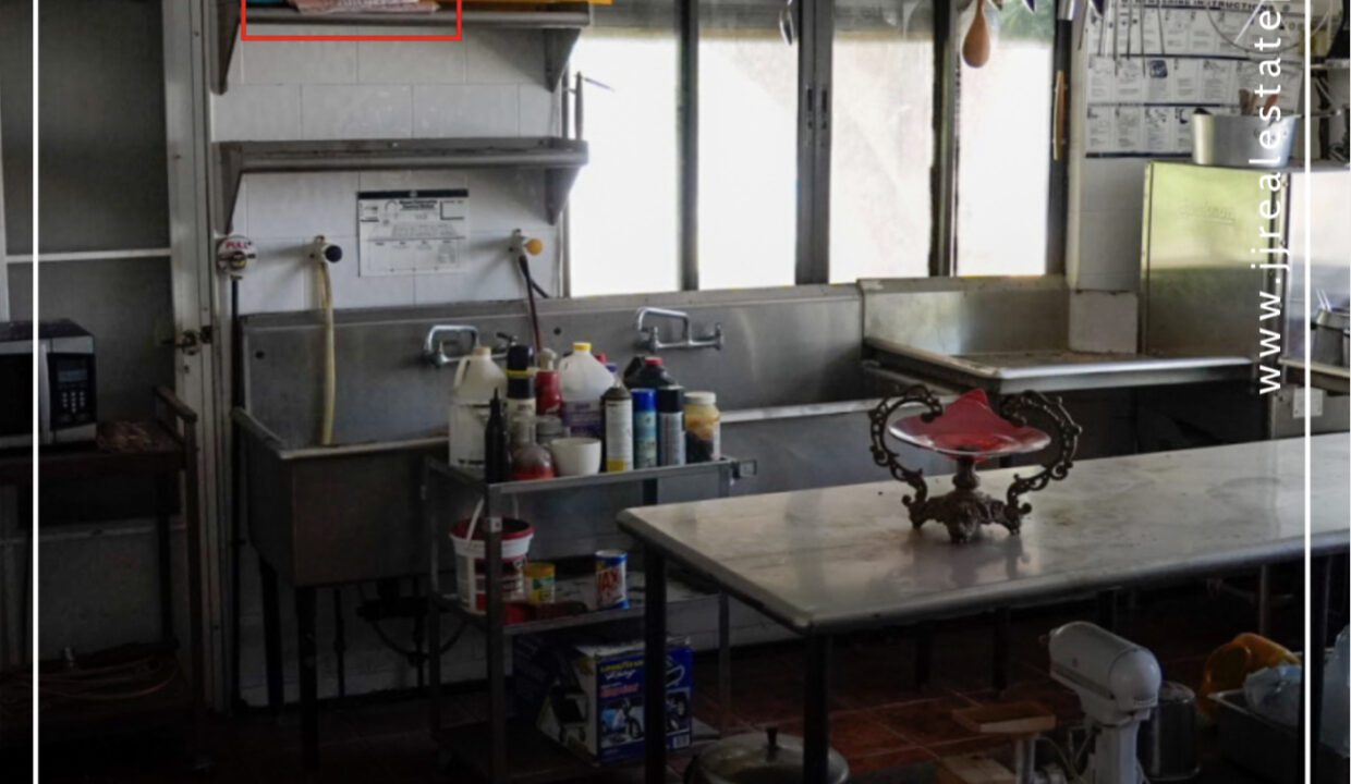 A64250F9-5EFC-49F8-A2F1-3133F6504F87