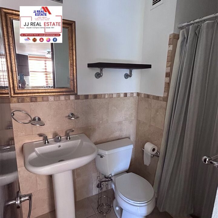 D8CC2CC3-E58A-4AA1-9BB2-E2F586CEBDC2